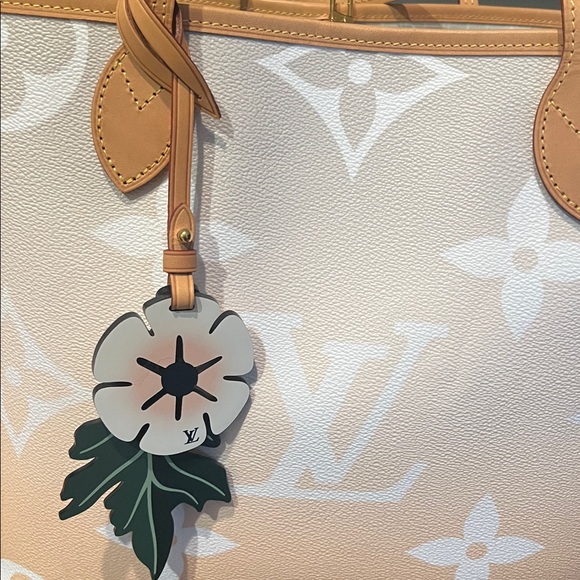 Louis Vuitton Monogram Giant By The Pool Neverfull MM Brume - Picture 12 of 13